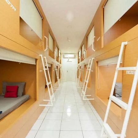 Reddoorz Hostel Near Taman Puring Jacarta Exterior foto